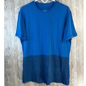 Lululemon Color Block Shirt Mens Large Blue Crewneck Lightweight Performance‎
